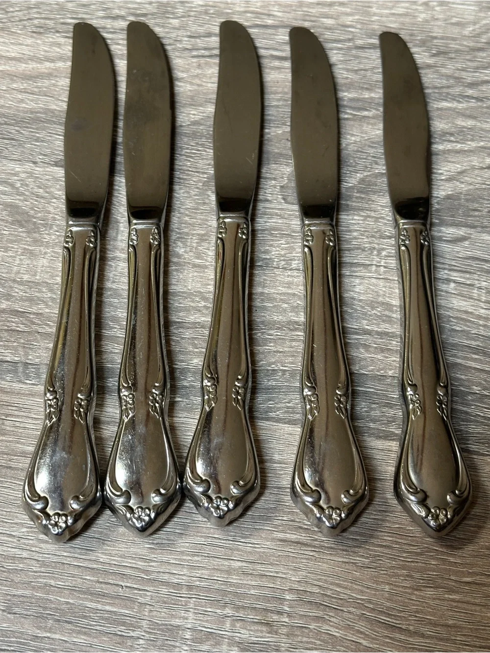 SET of 5 Oneidacraft Deluxe Stainless CHATEAU Dinner Knife Oneida Knives